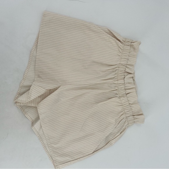 Urban Renewal Recycled Paperbag Seersucker Neutral High Waist Shorts XS - Picture 2 of 11
